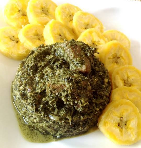 Feuilles de Manioc